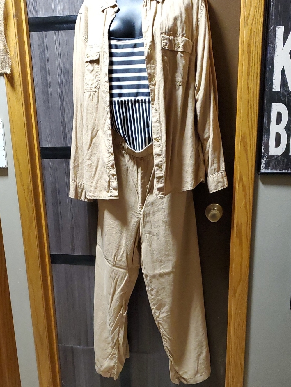 American Eagle Outfitters Linen Pants Suit Khaki/Tan Chinos Never Worn